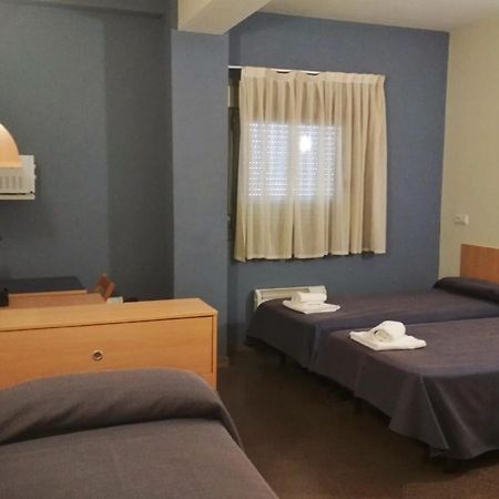 Residencia Universitaria Resa As Burgas Ουρένσε Δωμάτιο φωτογραφία